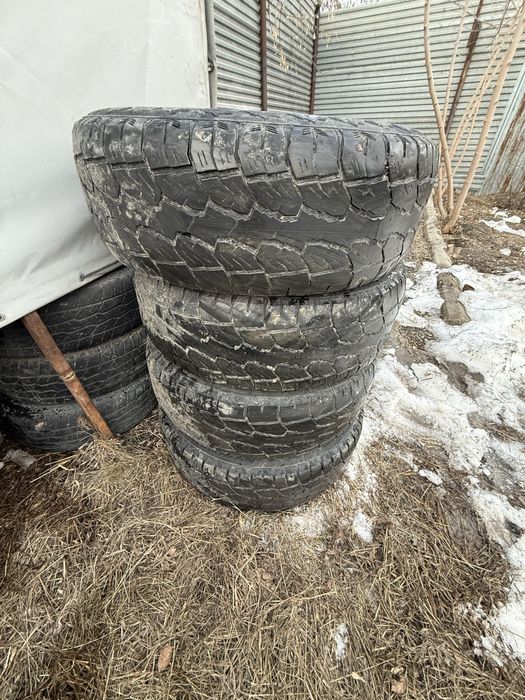 Продам шину 285/75/16