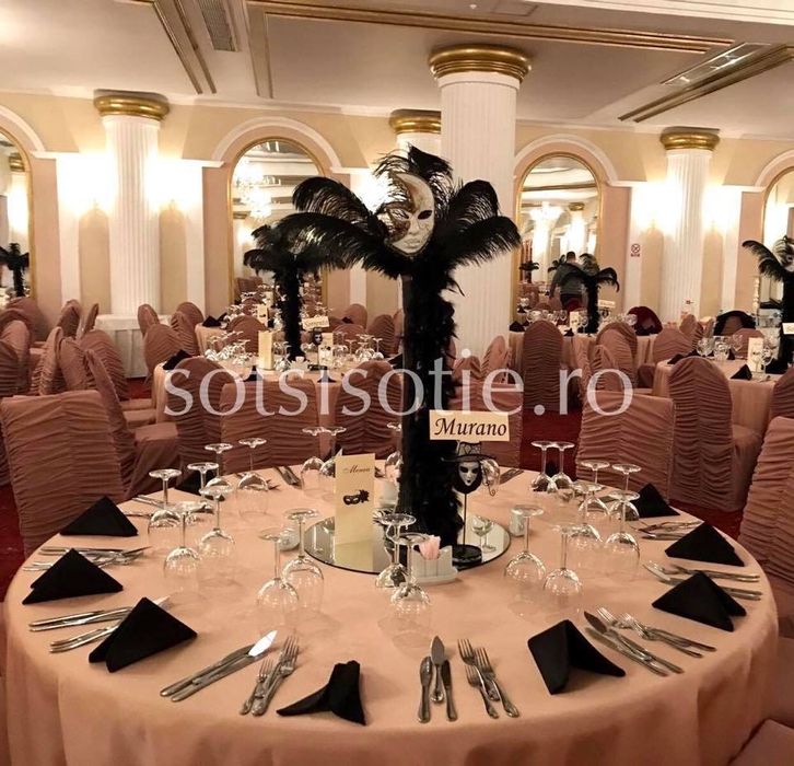 Fete de masa auriu bej