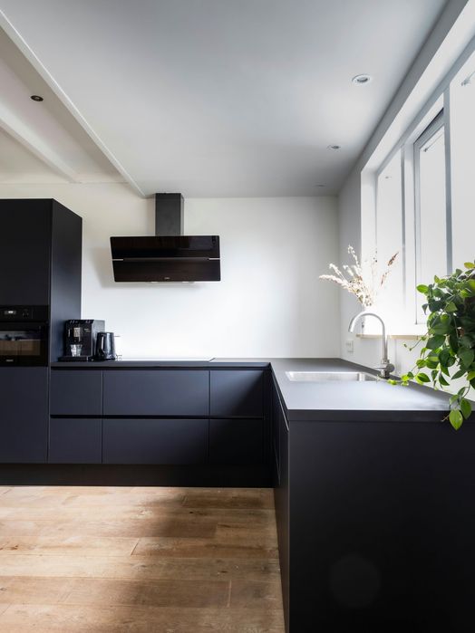 Bucătării la Comandă | Design Modern și Execuție Profesională