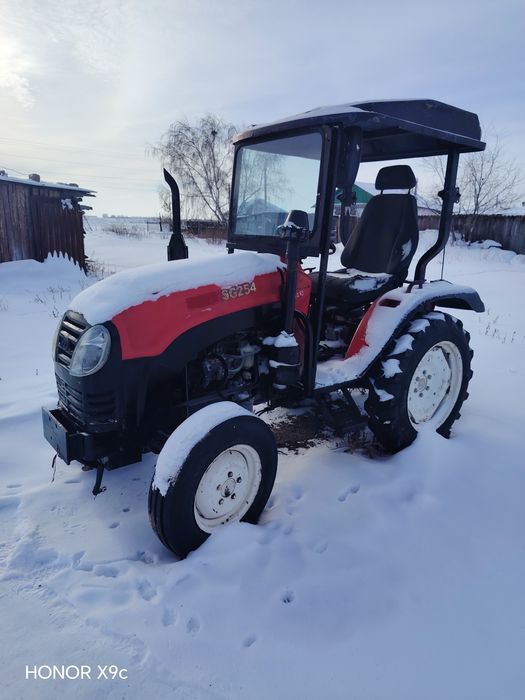 Продам) мини) трактор YTO