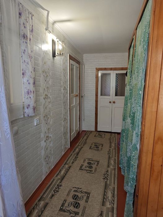 Продается дом возле парка