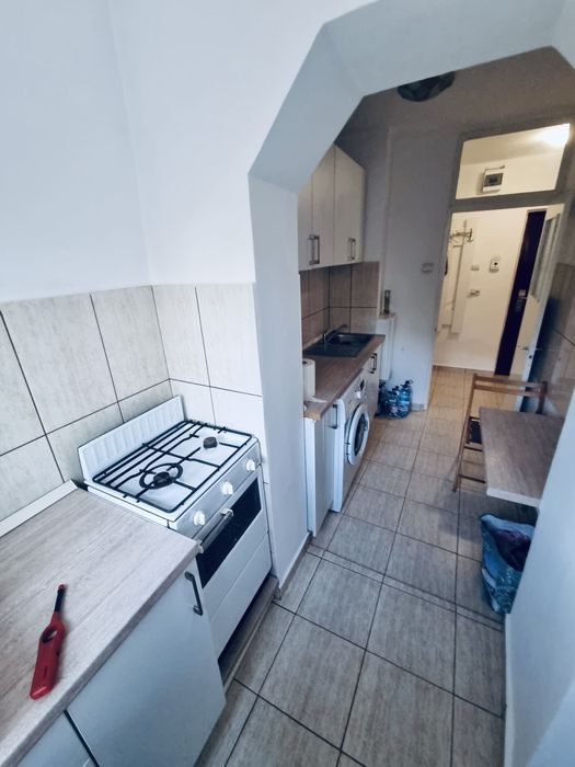 Apartament cu o camera de inchiriat