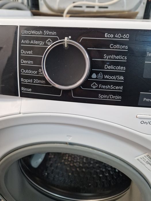 Пералня Electrolux 10 кг А+++ Wi Fi