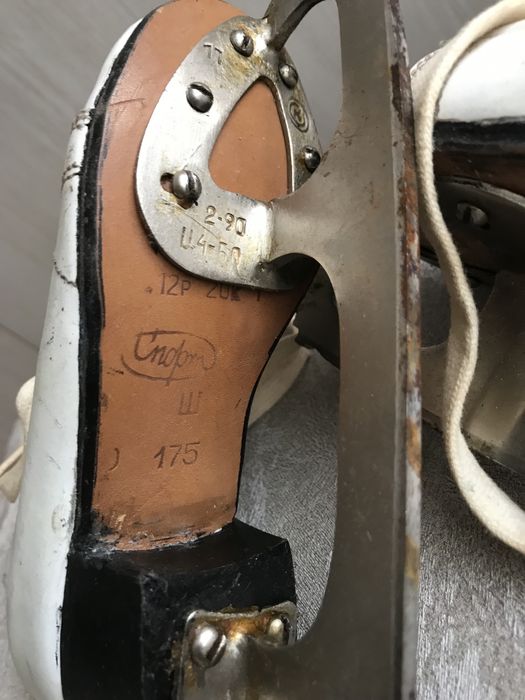 Коньки детские