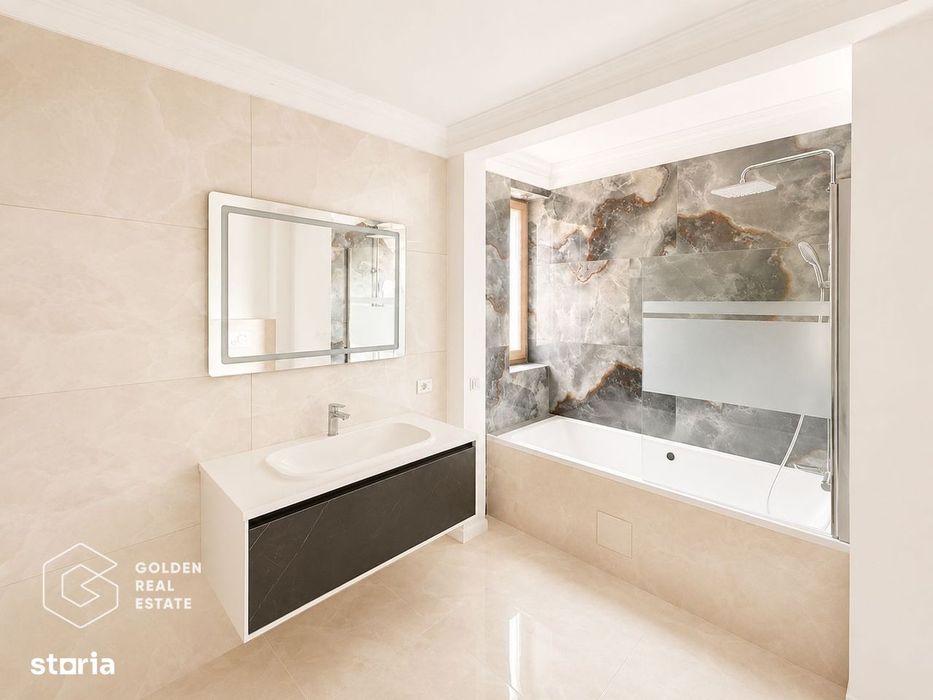Apartament premium, zona Subcetate, 3 camere, 2 bai, loc parcare, sala