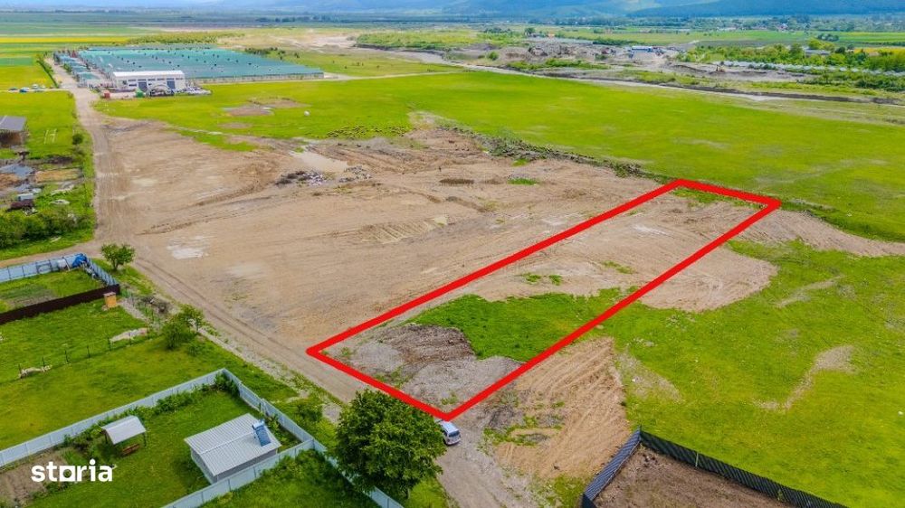 Teren intravilan 1450 mp, construibil Carpinis, zona de case