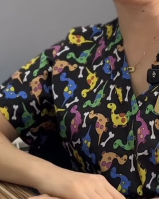 Продам медицинский костюм