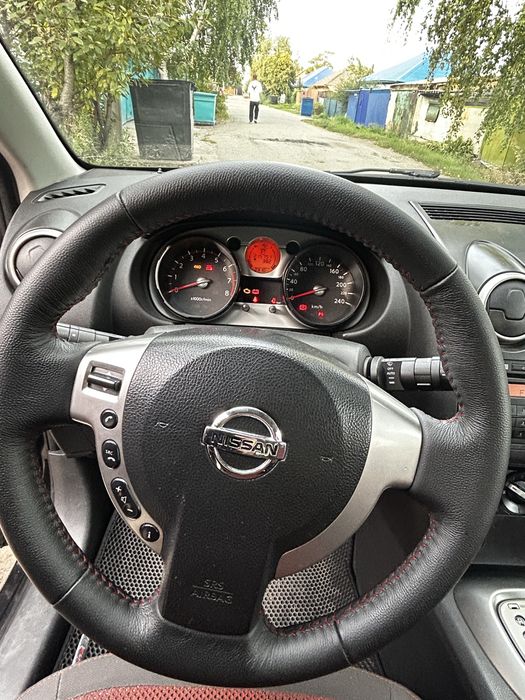 Продам Nissan Qashqai