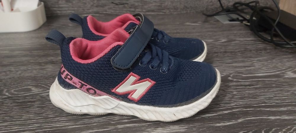 Кроссовки, туфельки, сапожки