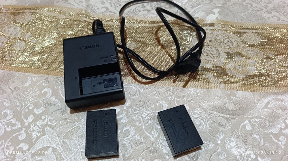 Canon r50 komplekt