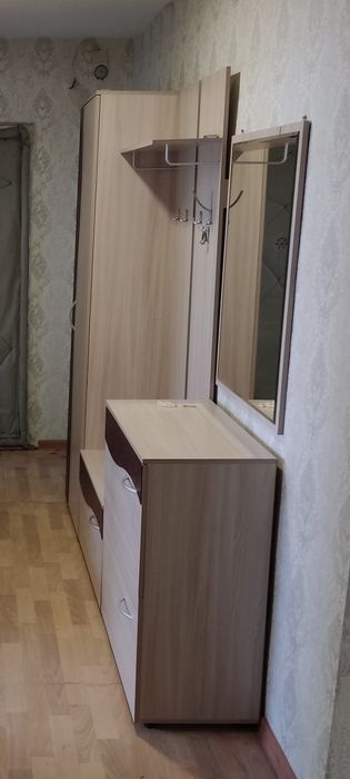 СРОЧНО продам прихожую