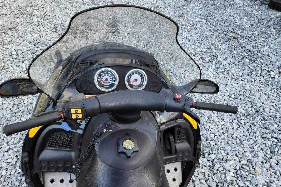 Моторна шейна Skidoo Rotax 600 Bombardier