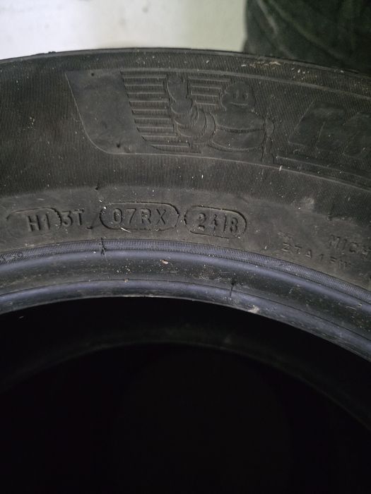 Зимни гуми 215 на 60 на 17 тот 24
