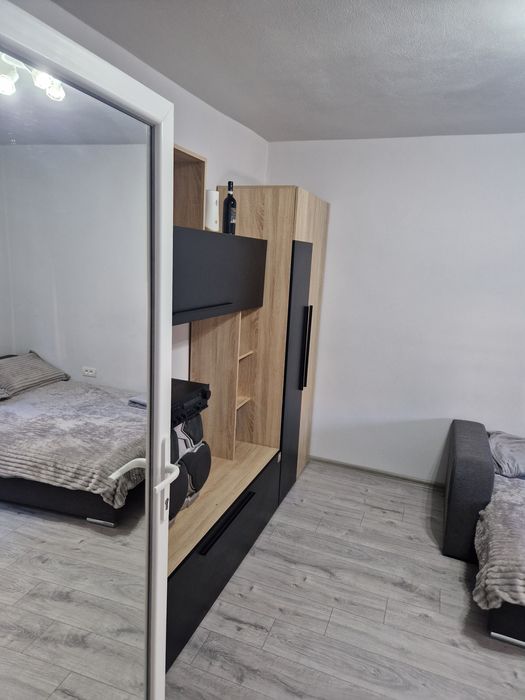 Inchiriez garsoniera Confecții