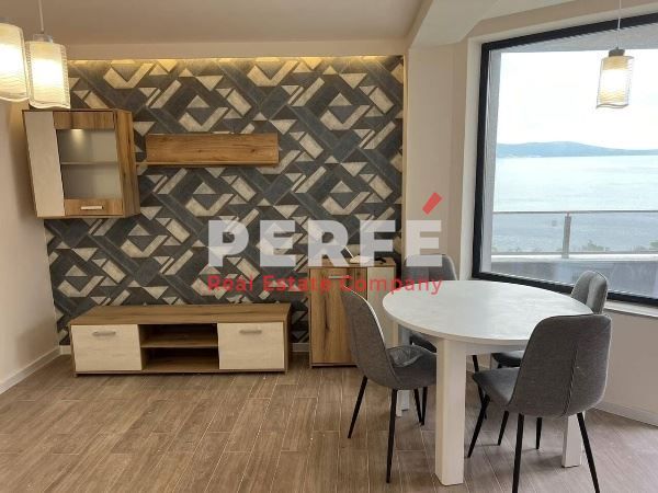 Продава се Хотел в Несебър - 600 кв.м за 1284 €/кв.м - Снимка #4