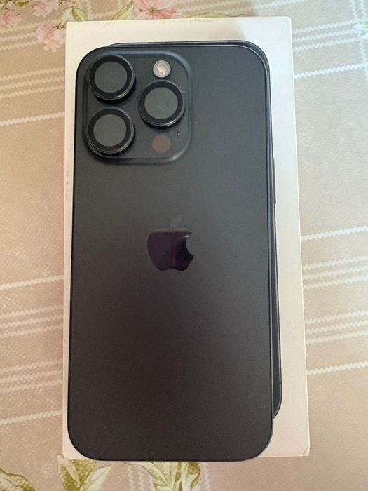 Продам Iphone 15 pro