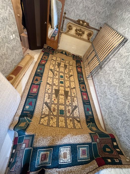 Екі кілем сатылады 5,5×2,5 м