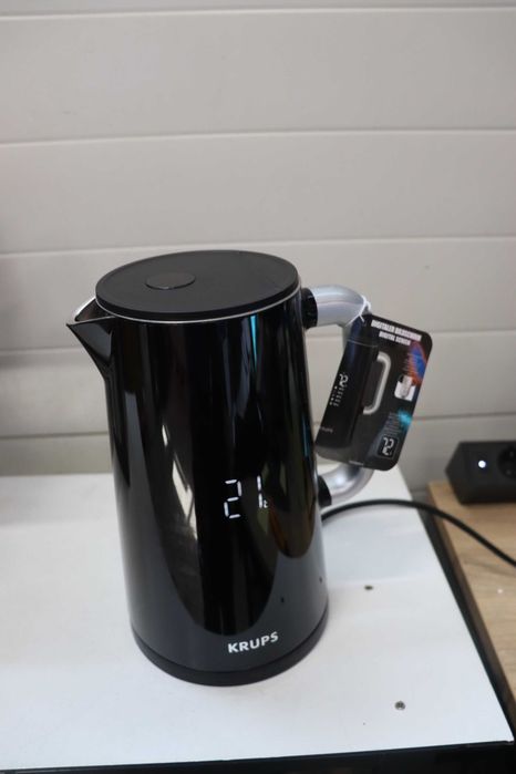 Електрическа кана Krups Smart’n Light 1.5L (BW8018) 1700W