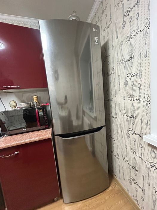 Продам холодильник