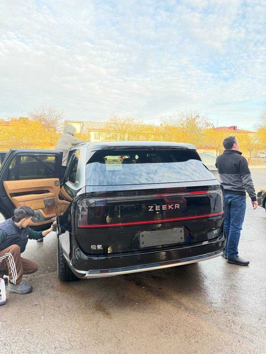 Zeekr 9X Hyper  (в наличии/tayyor)