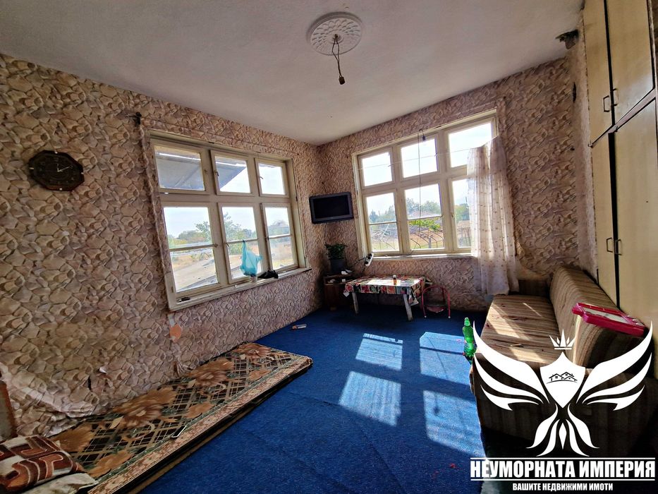 Продава се Къща в с. Избеглии, Област Пловдив - 450 кв.м за 111 €/кв.м - Снимка #13