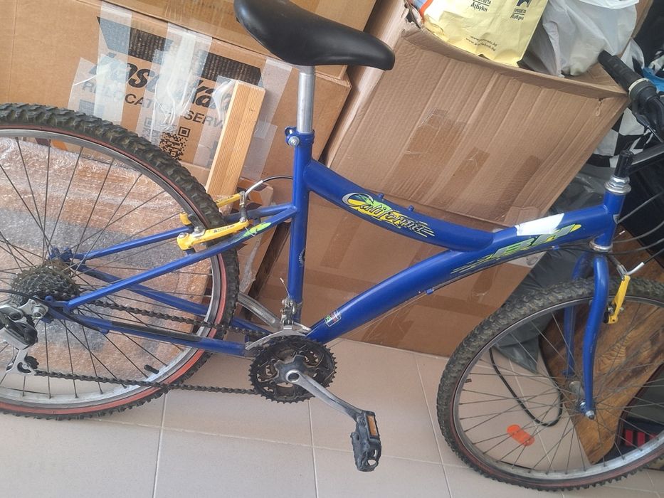 Стара ретро тротинетка