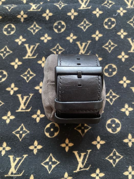 Ceas GUESS.                          .         .