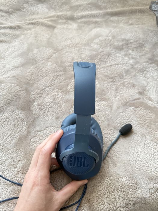 Слушалки JBL