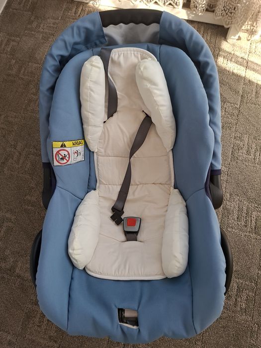 Vând căruț copil 3 în 1