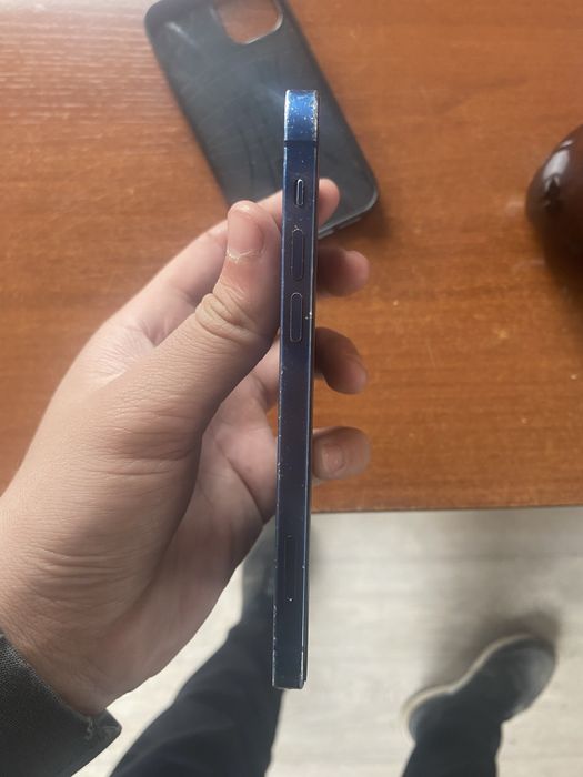 iPhone 12 состояние хороший