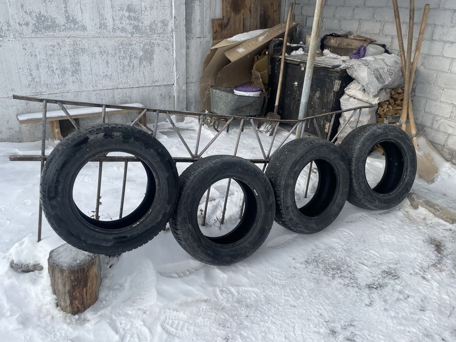 Продам зимнюю резину б/у