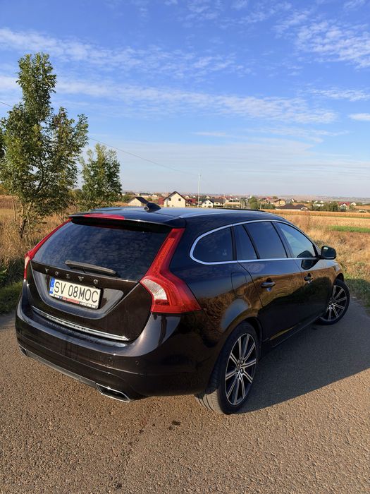 Volvo V60 / 2016 / 2.4 Diesel Plug-in Hybrid / Automata / Full Option