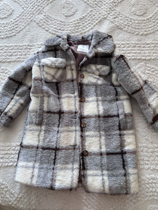 Детское пальто для девочки