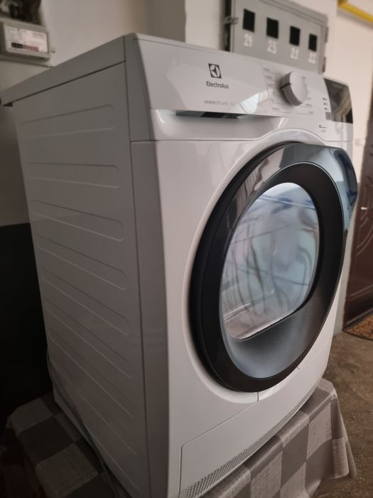 Uscator de rufe Electrolux