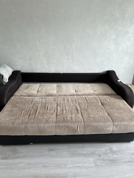 Продаётся практичный раскладной диван