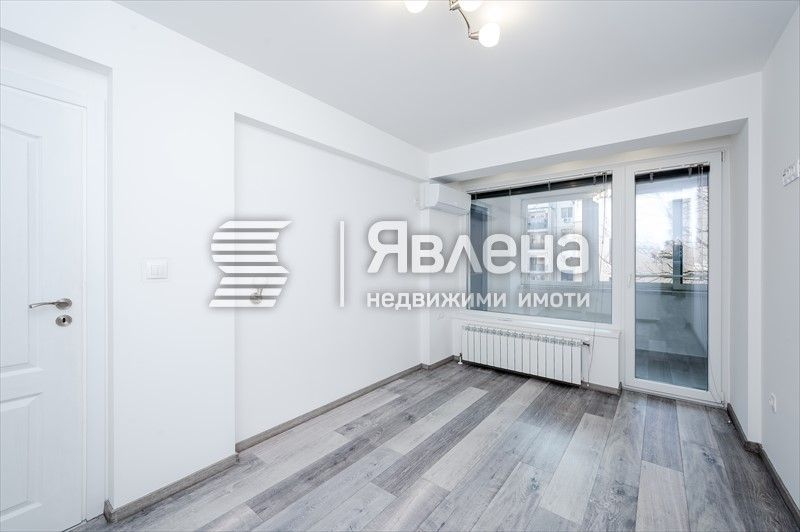 Голям, прекрасен   !!!