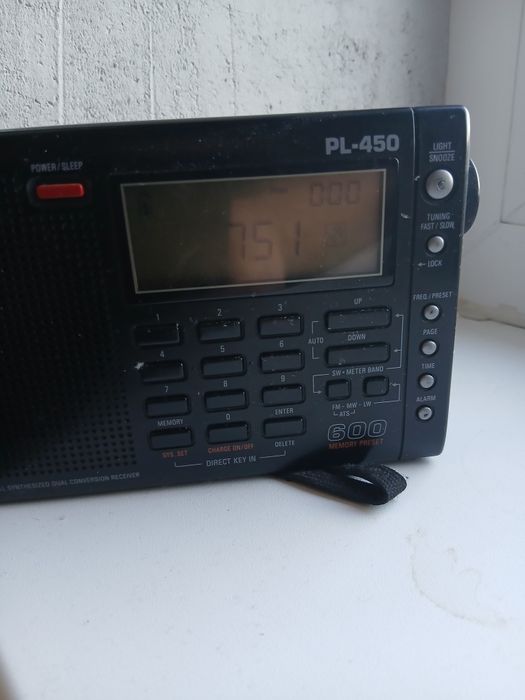 Приемник всеволновый  TECSUN  PL 450