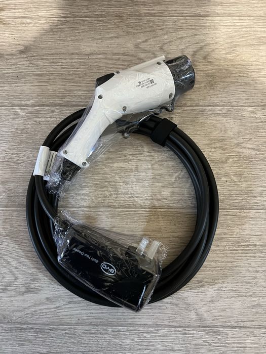 Зарядная станция автомобиля