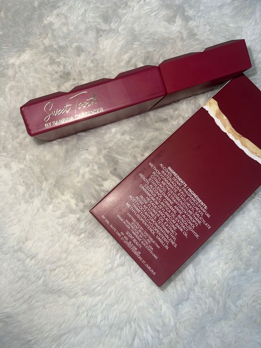 Духи Sabrina Carpenter