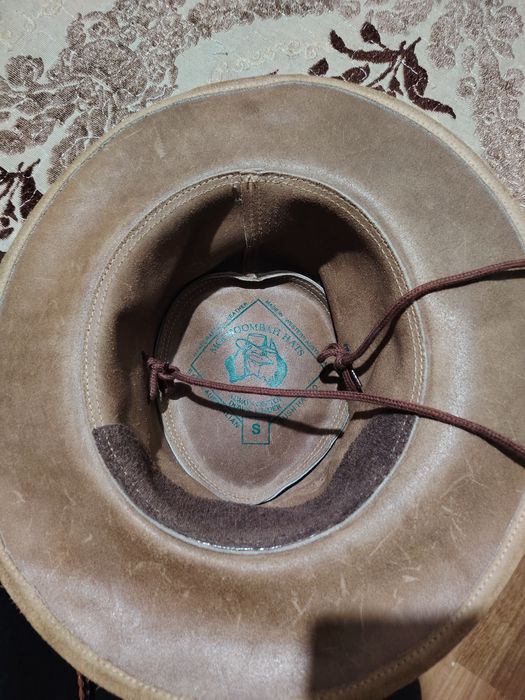 Pălări din lnă și păr  Australia