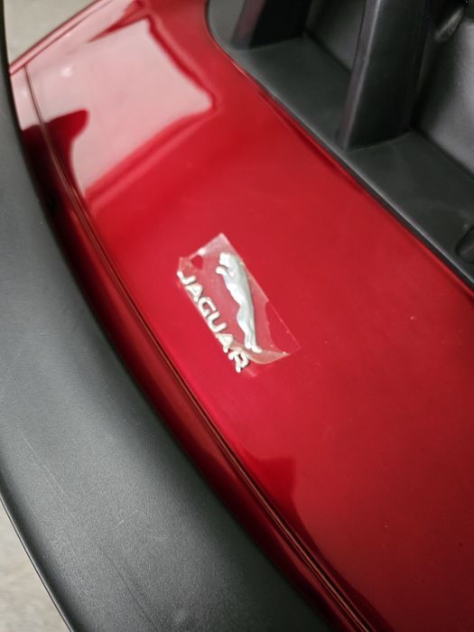 Детска акумулаторна  кола Jaguar с родителски контрол.