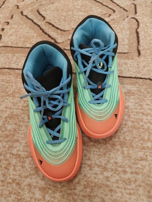Маратонки  Adidas 38 номер