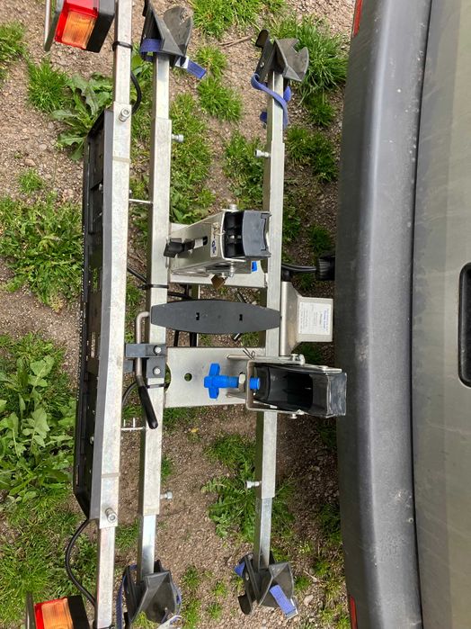 Стойка за мотор,2 велоссипеда или багаж за теглич на автомобил