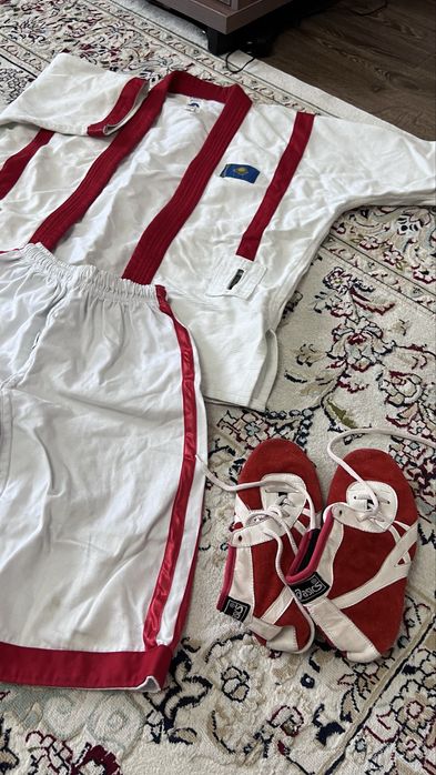 Форма қазақ күрес