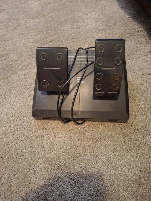 Volan plus pedale pentru xbox si ps