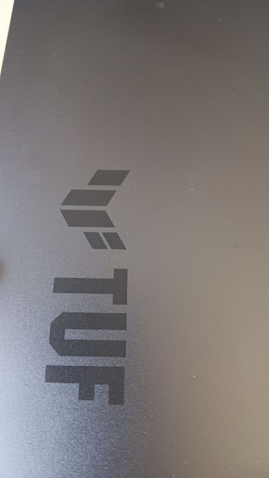 Продавам Лаптоп Asus Tuff Gaming