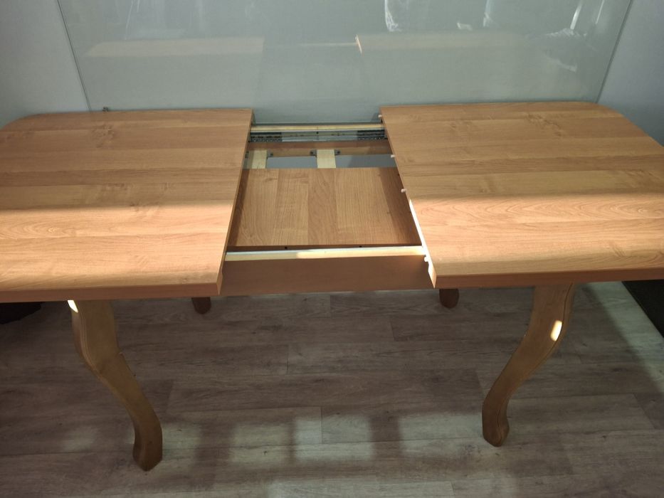 Стол для  гостинной