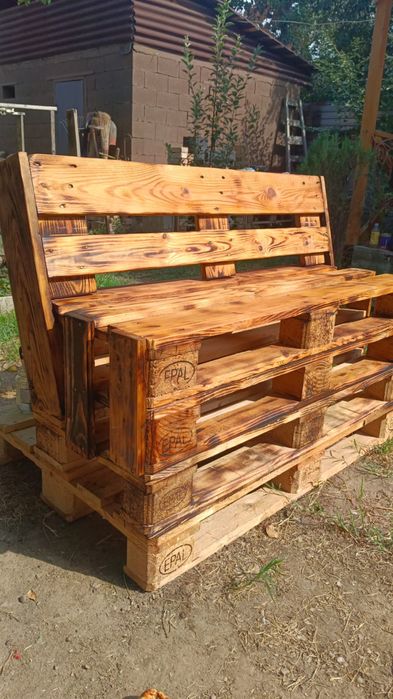 Продам скамейку из паллет