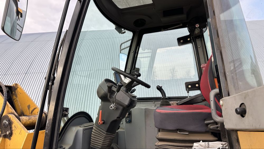 Погрузчик телескопический