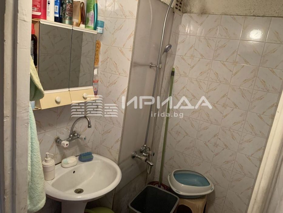 Многостаен апартамент в квартал Дружба 2